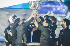 登神主题曲燃爆S15总决赛，多国音乐榜单领跑